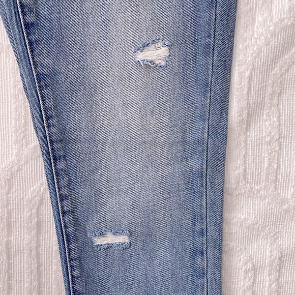 Blank NYC Paperbag High Rise Jeans & Belt - Picture 12 of 14